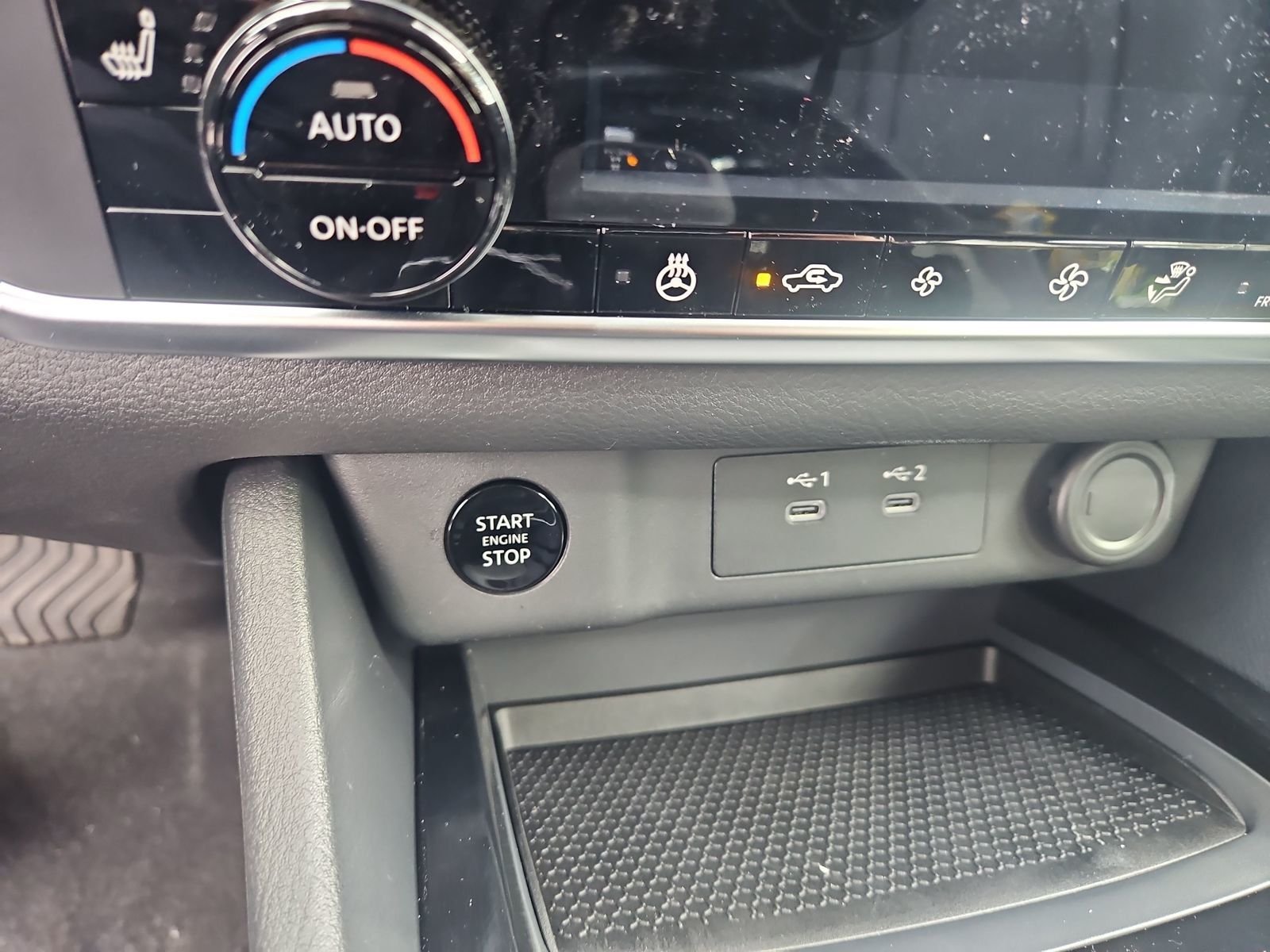 New 2026 Nissan Rogue Dark Armor 4D Sport Utility