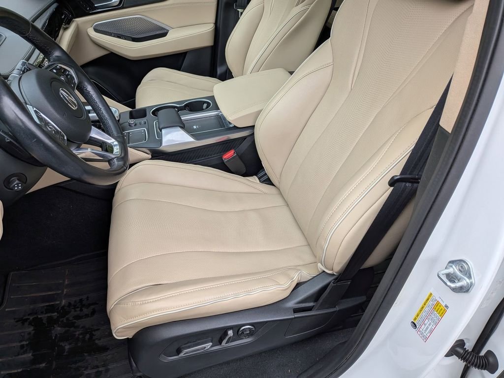 Used 2023  Acura Advance image 28
