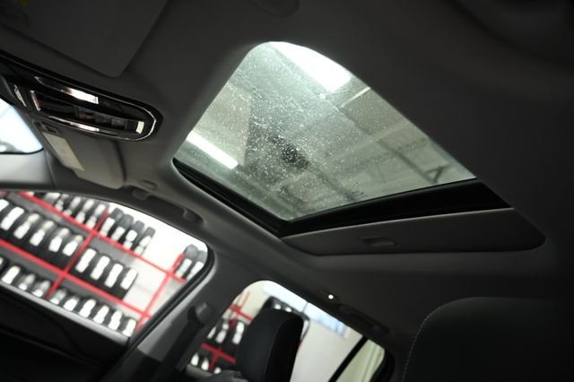 2023 Jeep Grand Cherokee Laredo - Photo 21