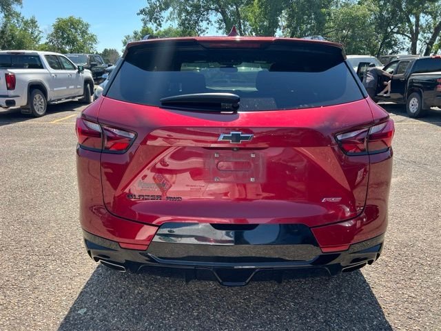 Used 2019 Red Chevrolet RS image 7