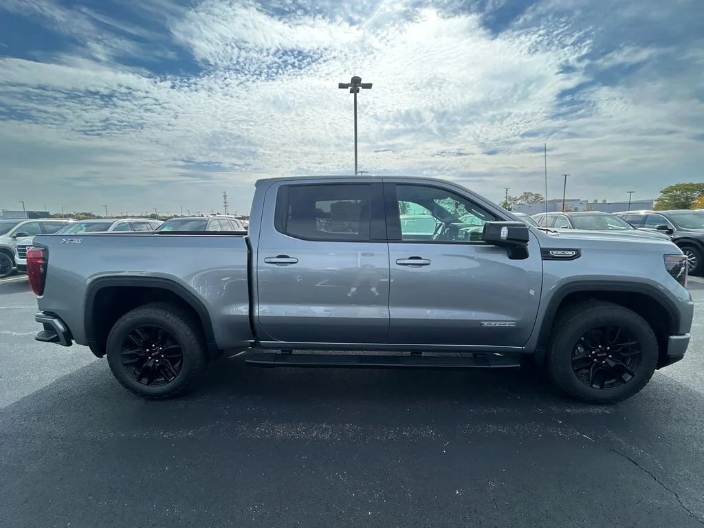 New 2026 Sterling Metallic GMC Elevation image 11