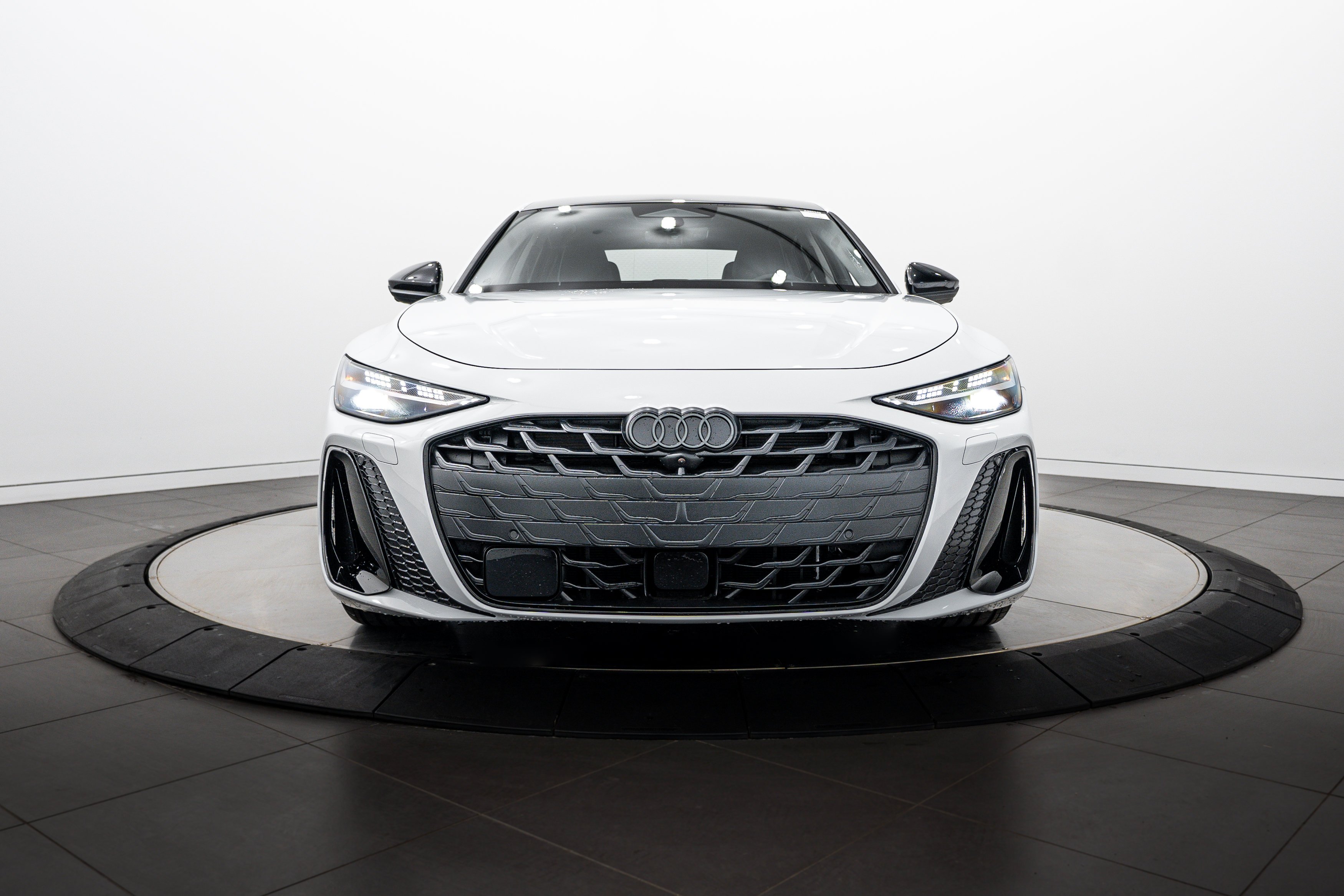 New 2026 GLACIER WHITE Audi Prestige image 24