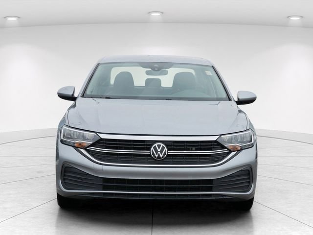 Certified 2024 Volkswagen Jetta SE with VIN 3VWEM7BU1RM049802 for sale in Inver Grove Heights, Minnesota