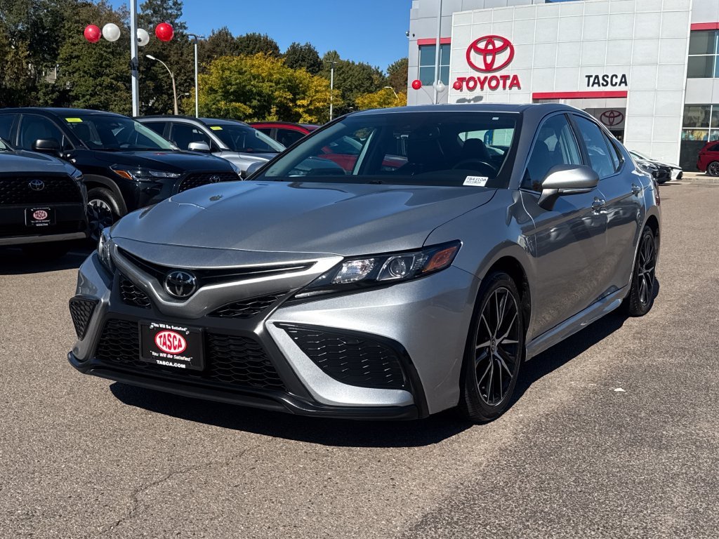 Used 2024 Silver Toyota SE image 3