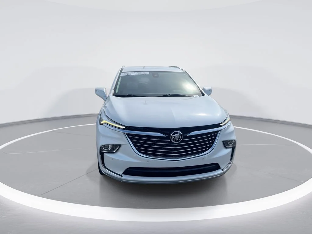 Used 2023 White Buick Essence image 3