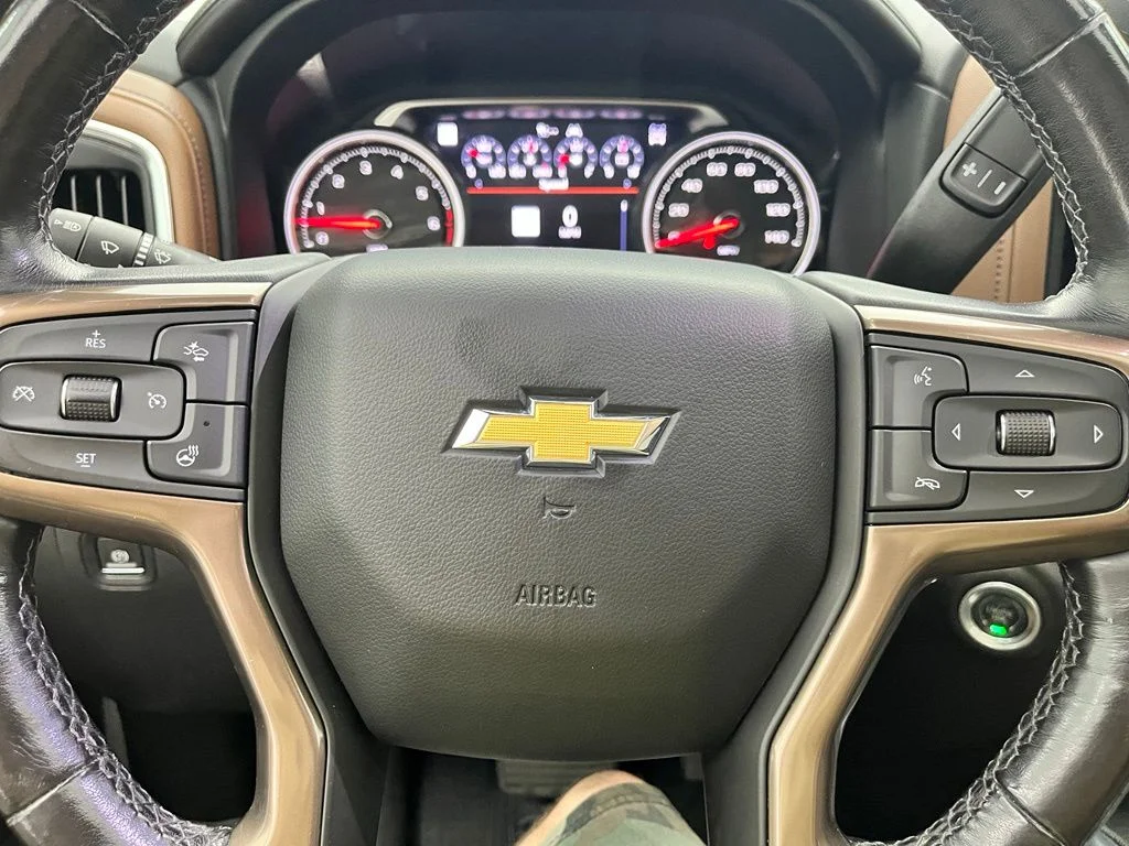 Used 2022 Beige Chevrolet High Country image 23