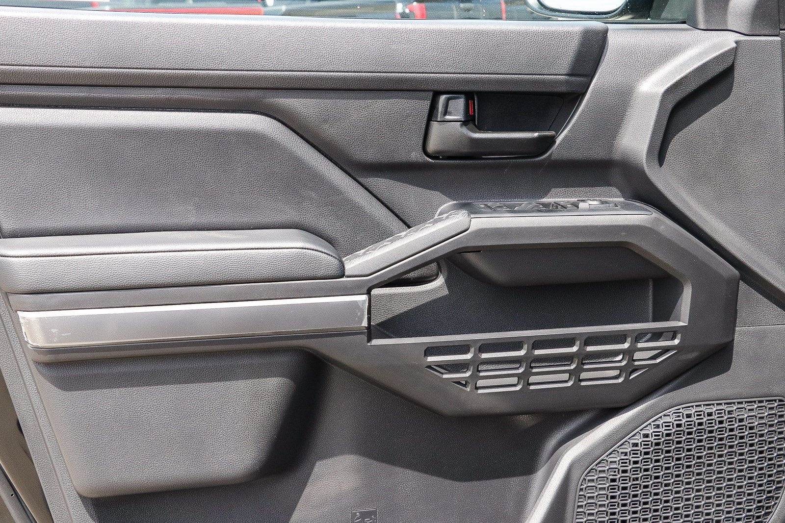 New 2026 01l7 Toyota SR5 image 35