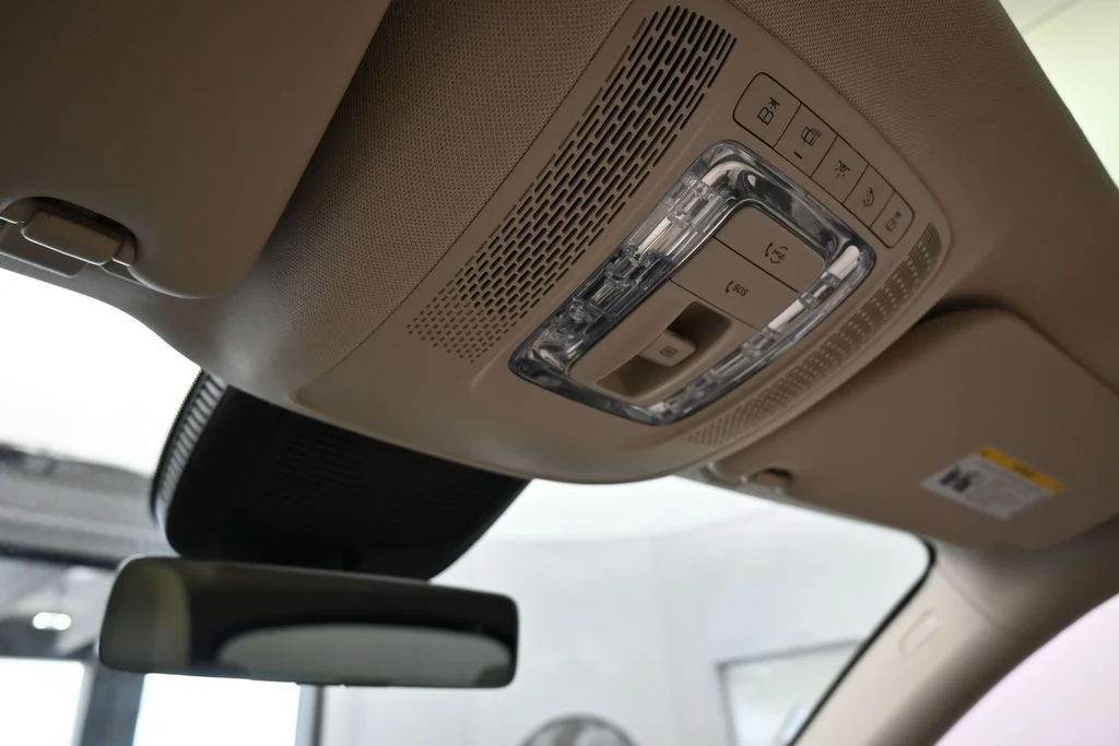 Used 2022 Gold Mercedes-Benz GLE 350 image 29