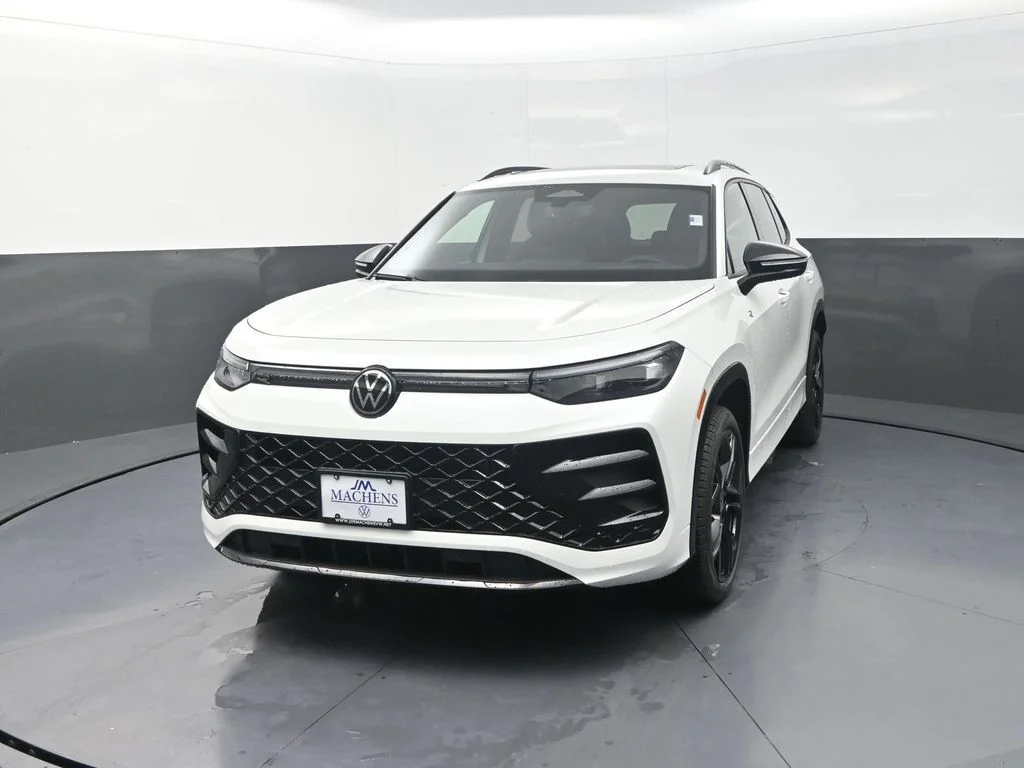 New 2026 White Volkswagen 2.0T SE R-Line Black image 4