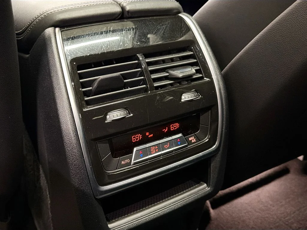 Used 2023 Blue BMW M50i image 27