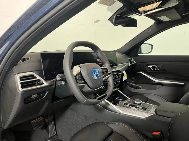 New 2026 Arctic Race Blue metallic BMW 330i xDrive image 9