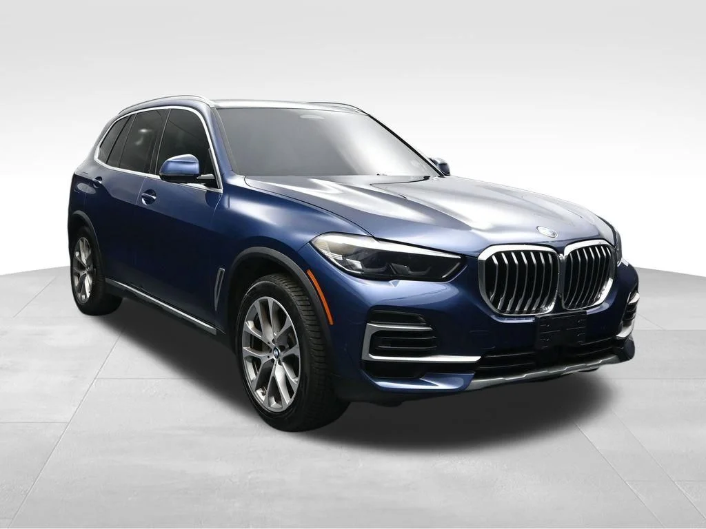 Used 2023 Blue BMW xDrive40i image 7
