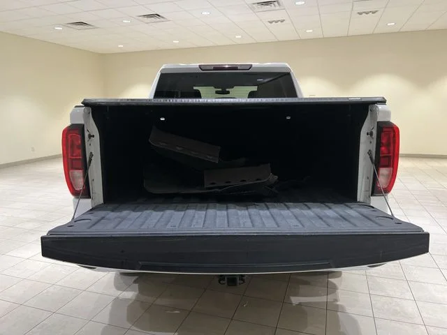 Used 2020 Summit White GMC SLE image 23