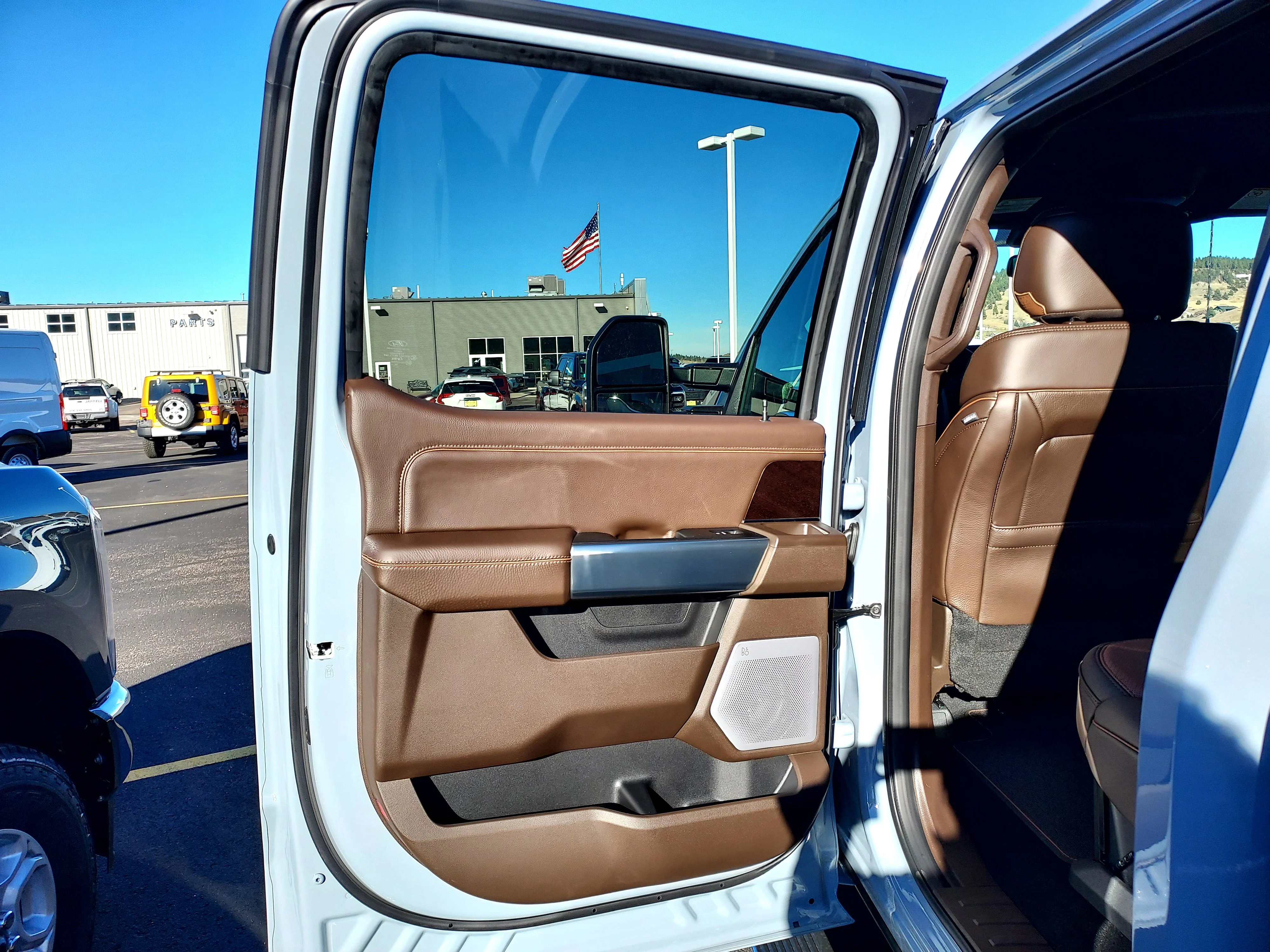 New 2026 Glacier Gray Metallic Tri-Coat Ford King Ranch image 15