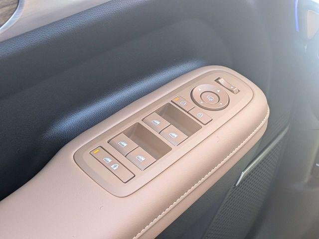 New 2027 White Hyundai Calligraphy image 25