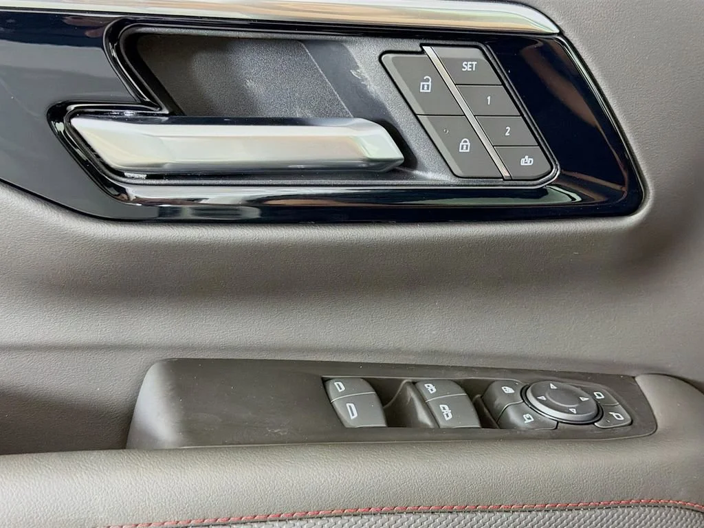 2026 Chevrolet Tahoe RST - Photo 17
