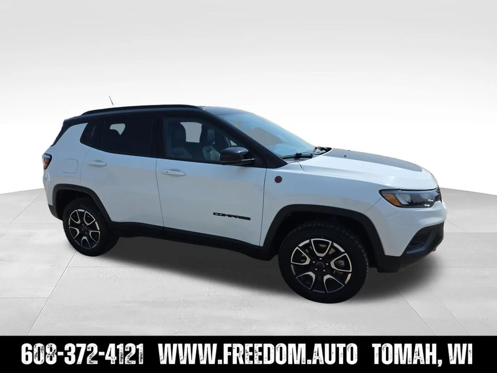 Used 2025 White Jeep Trailhawk image 10
