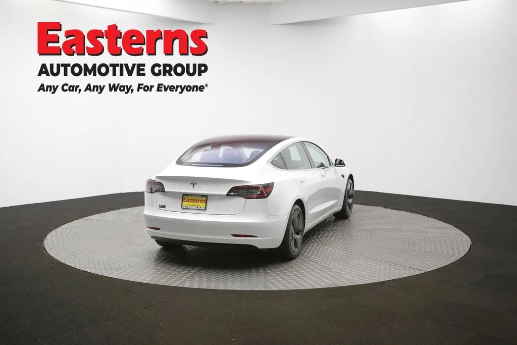 Used 2018 White Tesla Long Range image 39