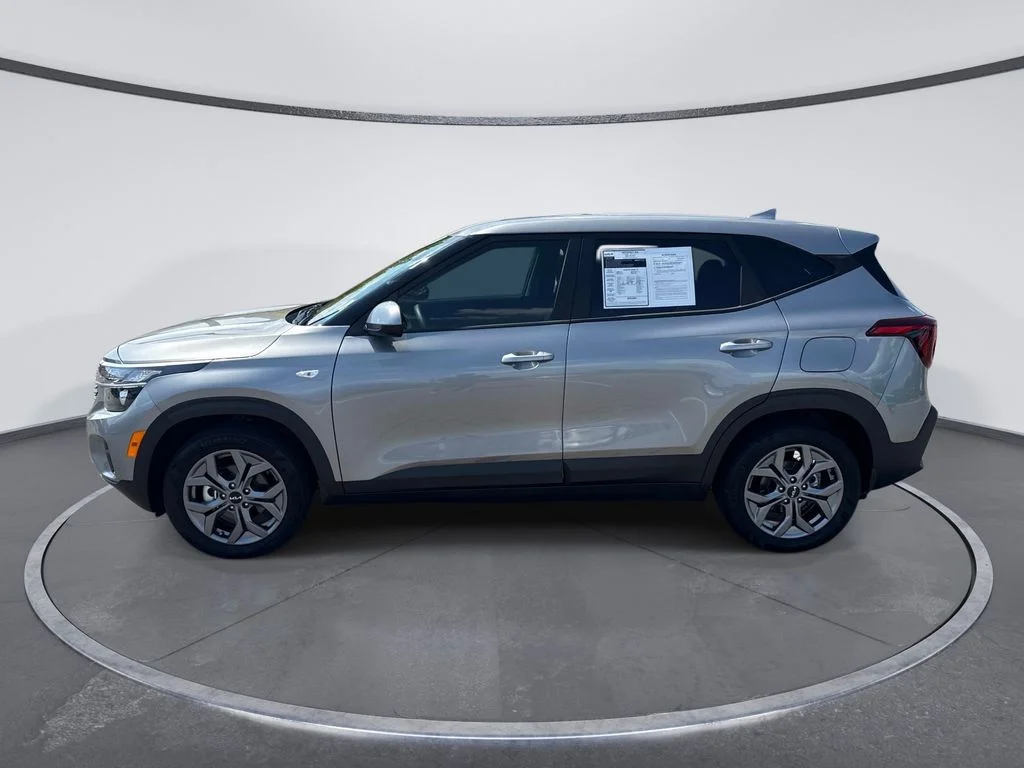 Used 2026 Gray Kia LX image 4