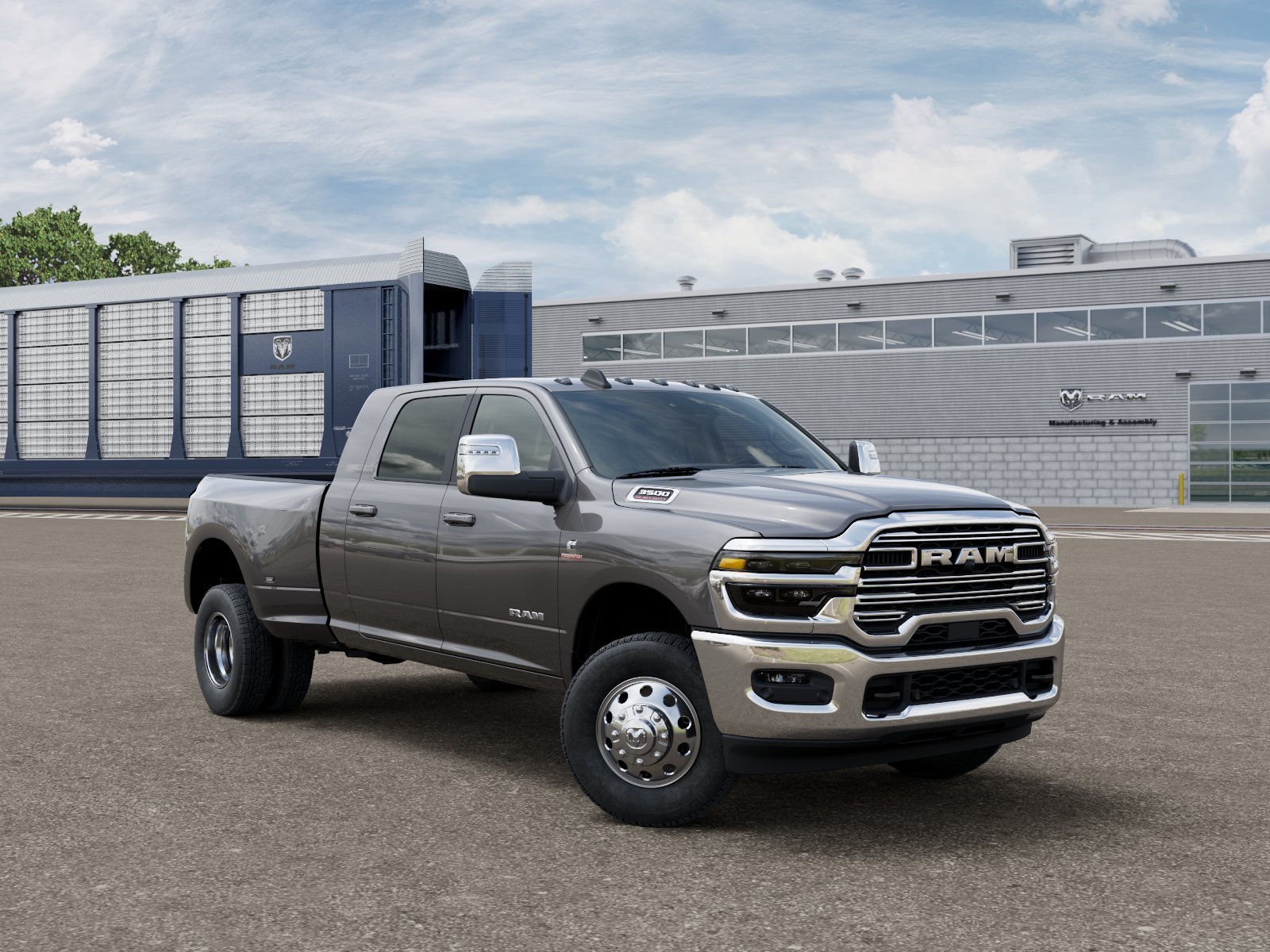 New 2026 Granite Crystal Metallic Clear-Coat Exterior Paint RAM Laramie image 3
