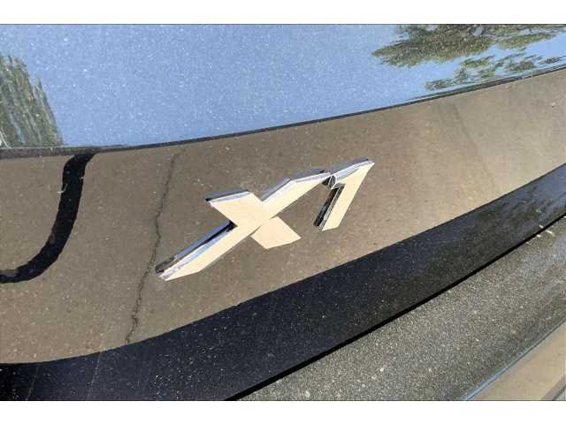 New 2025 Black Sapphire Metallic BMW xDrive28i image 15