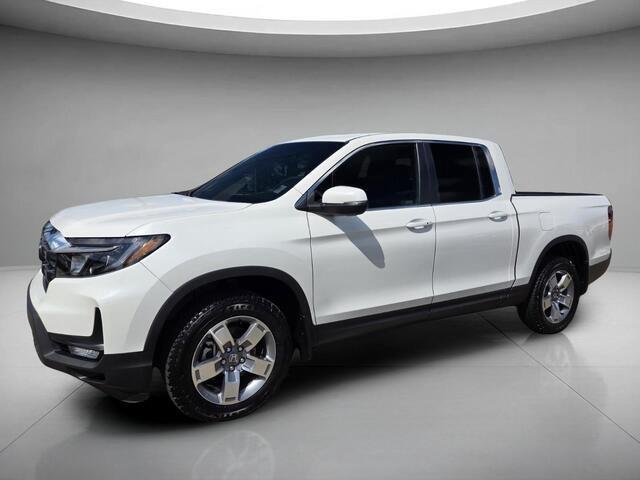 Used 2026 Platinum White Pearl Honda RTL image 1