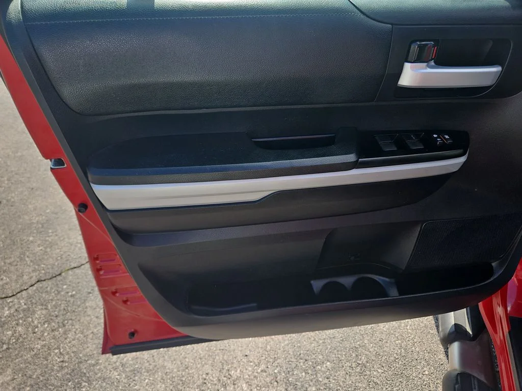 Used 2018 Red Toyota SR5 image 11