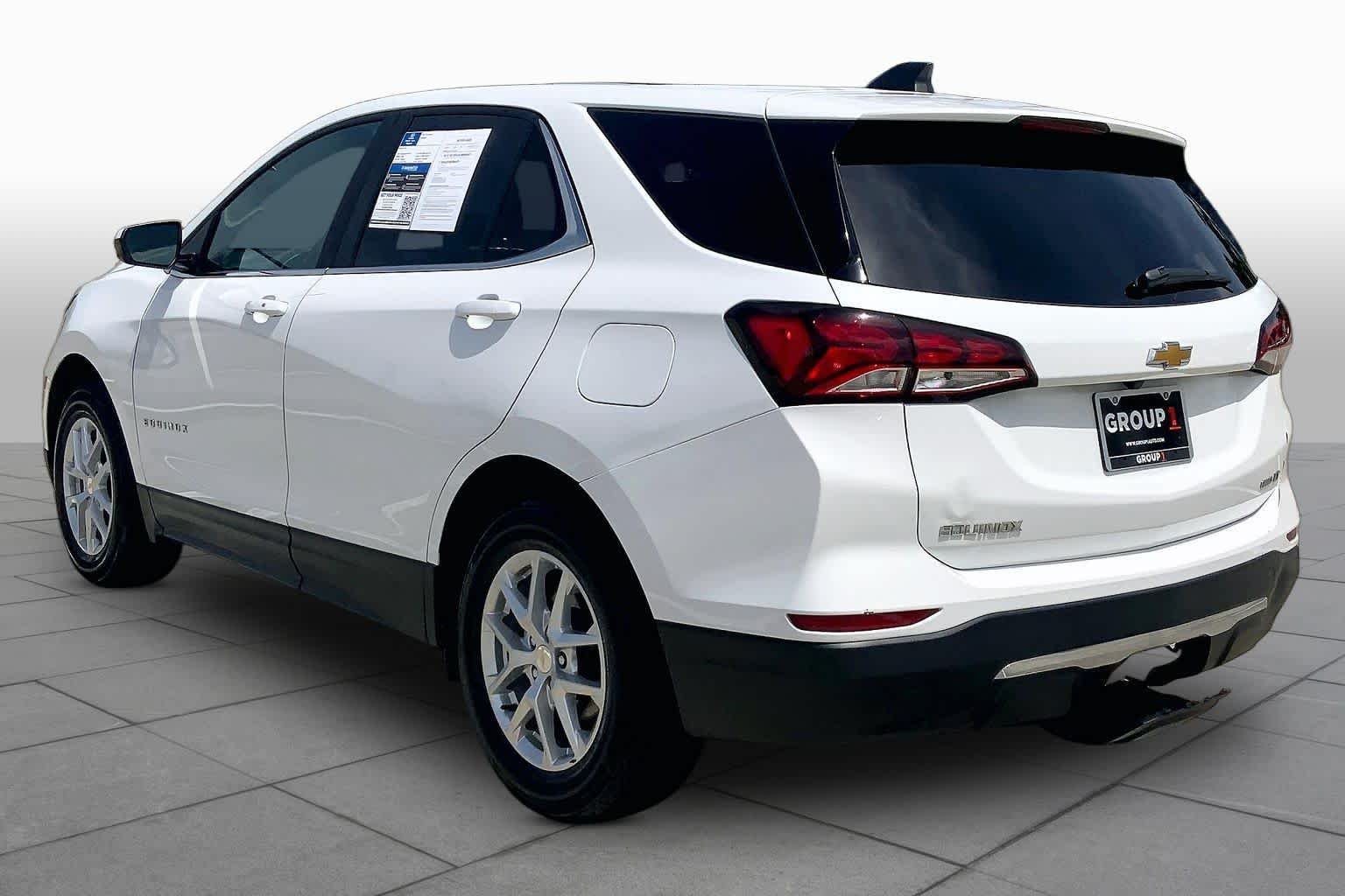 Used 2023 Summit White Chevrolet LT image 12