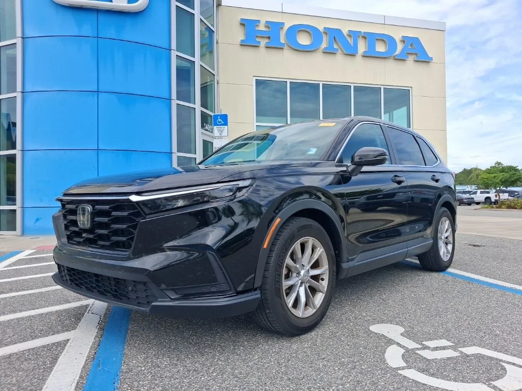 Used 2024  Honda EX-L image 1
