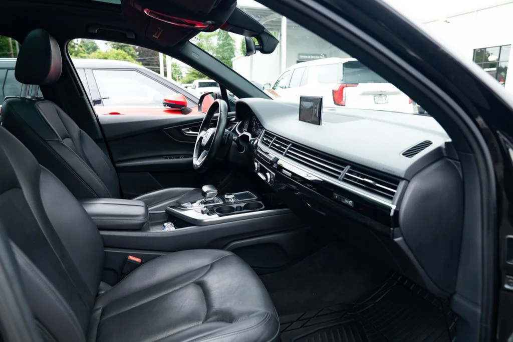 Used 2017 Black Audi 3.0T Premium Plus image 26