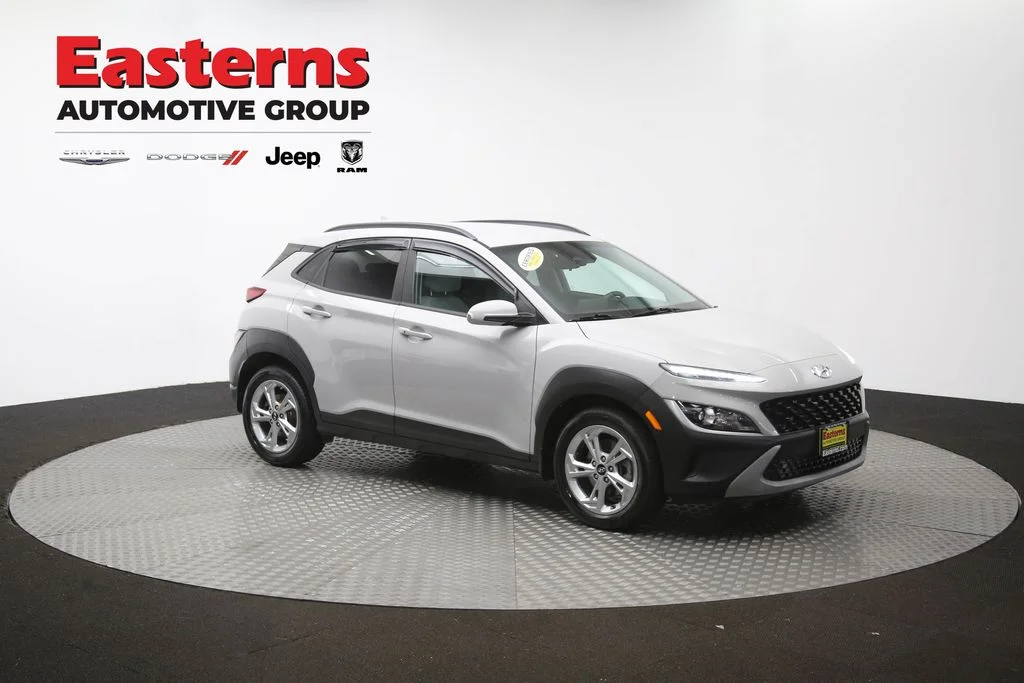 Used 2022 Silver Hyundai SEL image 48