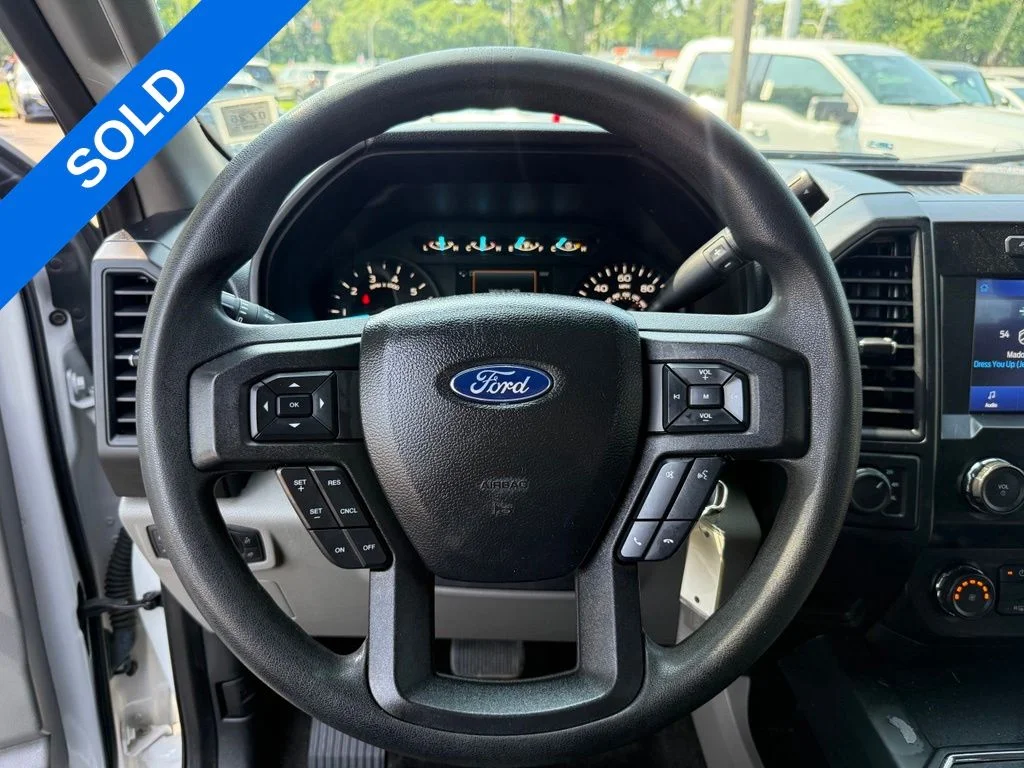 Used 2020 White Ford XL image 10