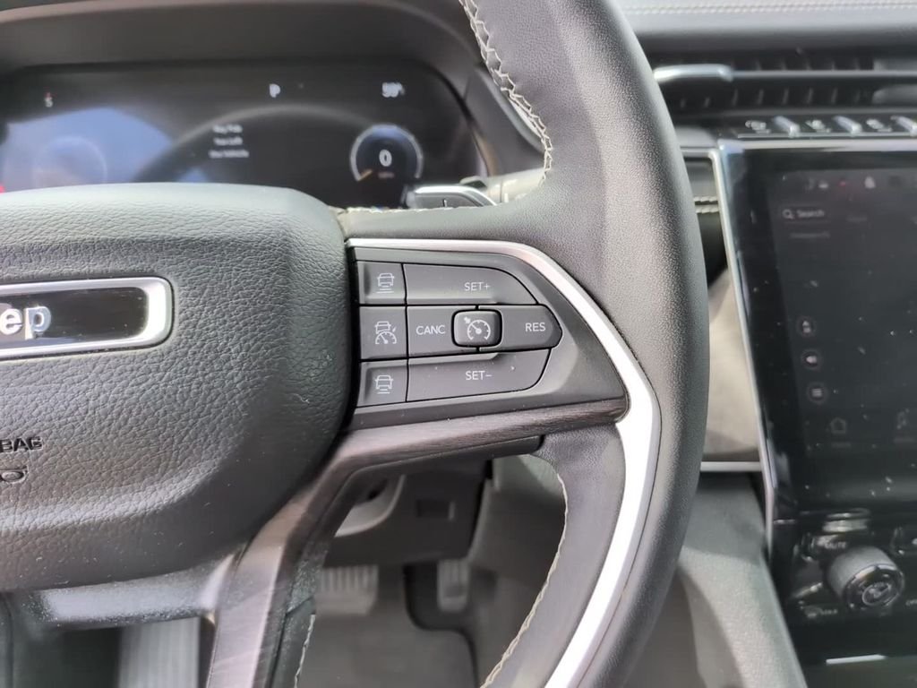 Used 2023 White Jeep Limited image 25