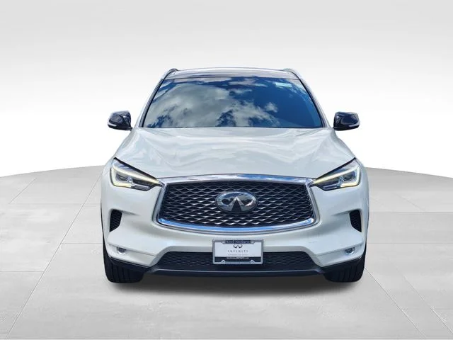 Certified Used 2021 Majestic INFINITI LUXE image 8