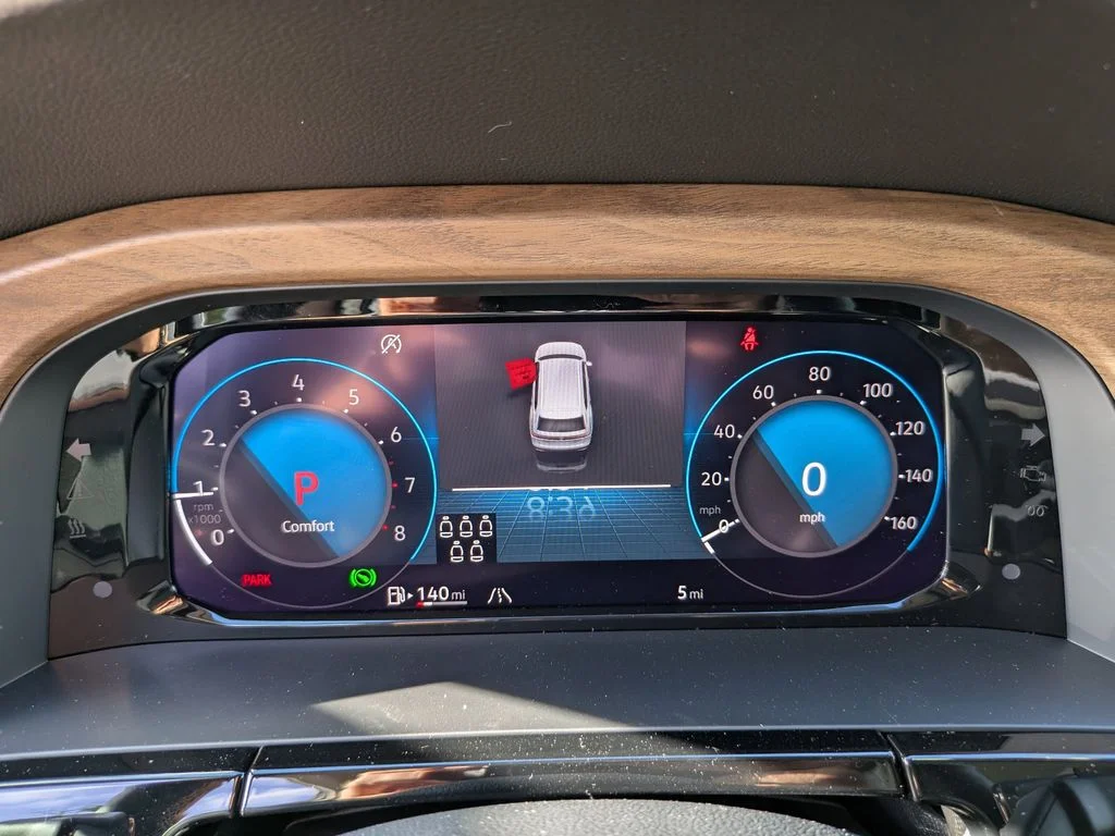 New 2026 Black Volkswagen 2.0T SE w/Technology image 29
