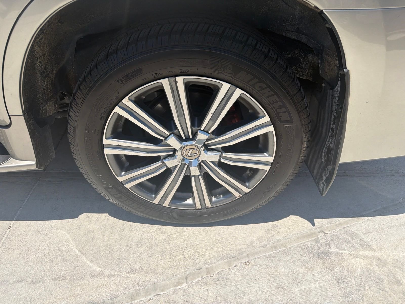 Used 2016 Atomic Silver Lexus 570 image 9