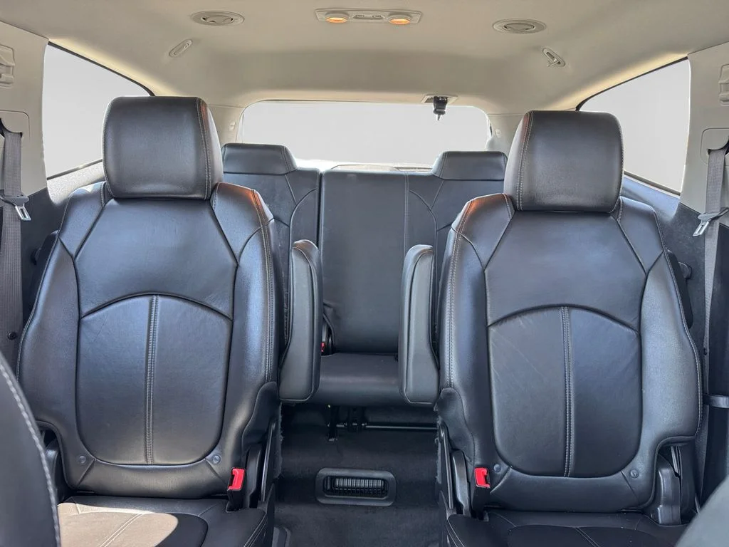 Used 2015 Gold Chevrolet 2LT image 20