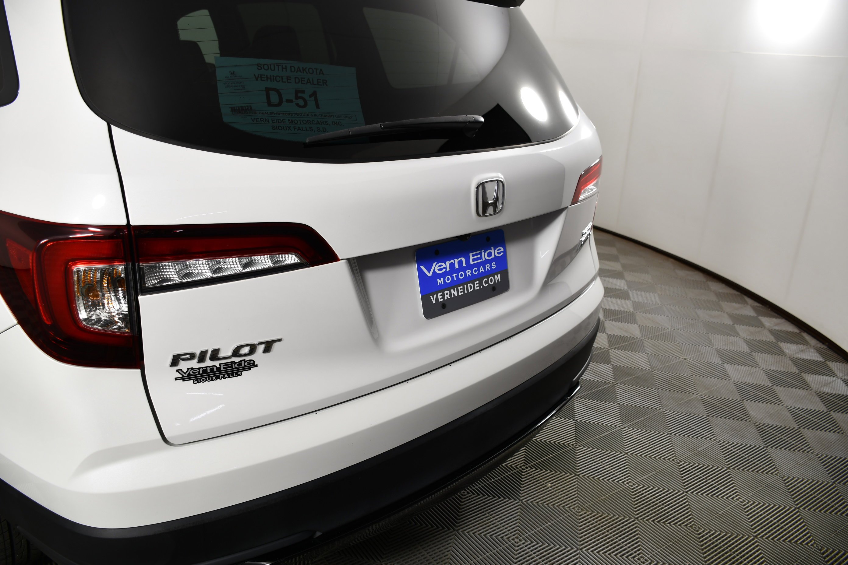 Certified Used 2022 Platinum White Pearl Honda Sport image 15