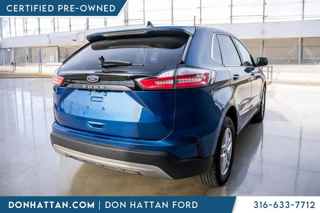 Certified Used 2022 Blue Ford SEL image 31