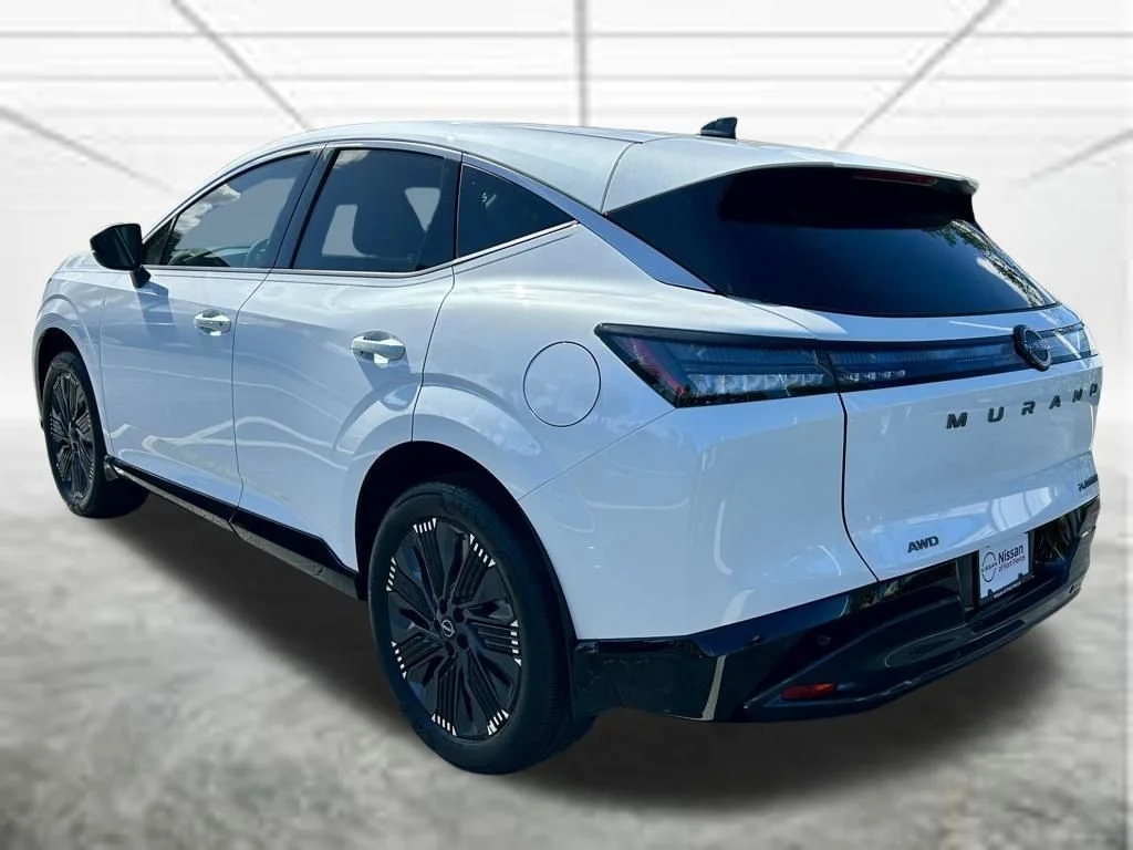 New 2026 Everest White Pearl TriCoat Nissan Platinum image 8