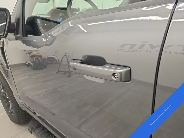 New 2026 Carbonized Gray Metallic Ford XLT image 22