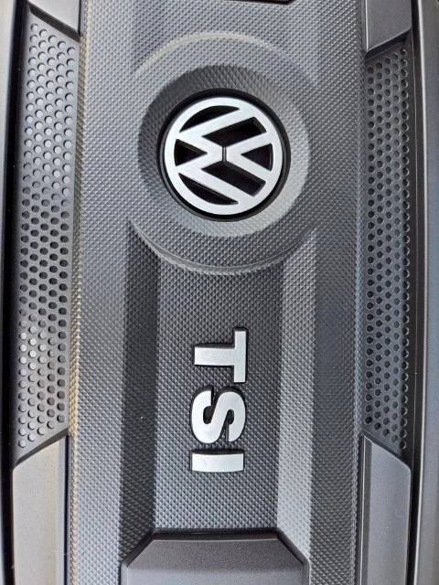 Used 2017 Black Volkswagen 1.8T R-Line image 22