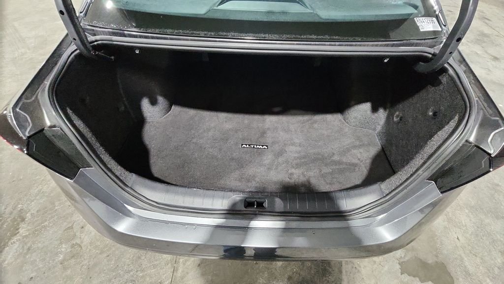 Used 2024 Gray Nissan 2.5 SV image 26