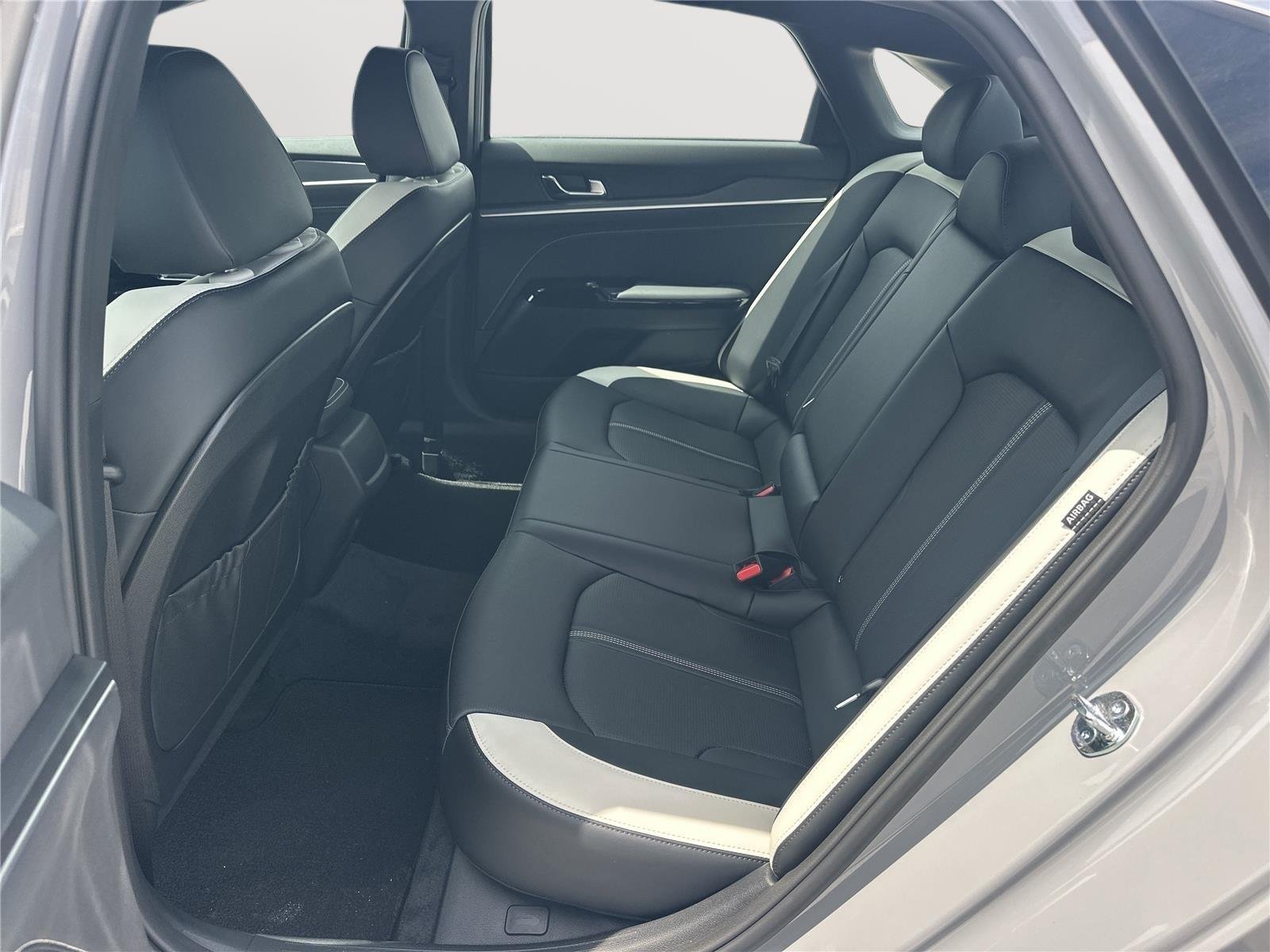 New 2026 Wolf Gray Kia GT-Line image 47