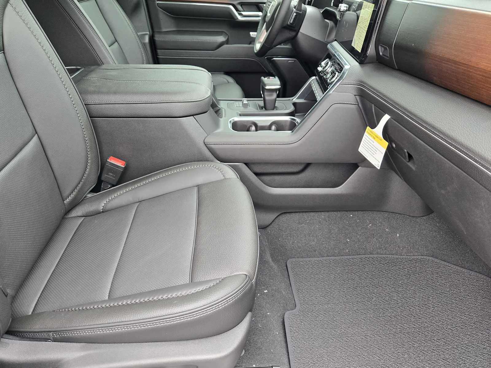 2026 GMC Sierra 1500 Denali - Photo 9