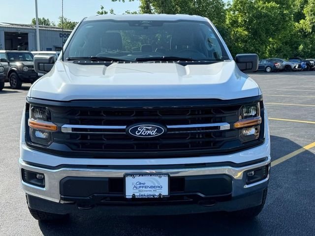 Used 2025 Oxford White Ford XLT image 9