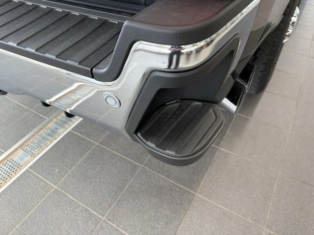 New 2026 Carbonized Gray Metallic Ford F-350® Lariat® image 21
