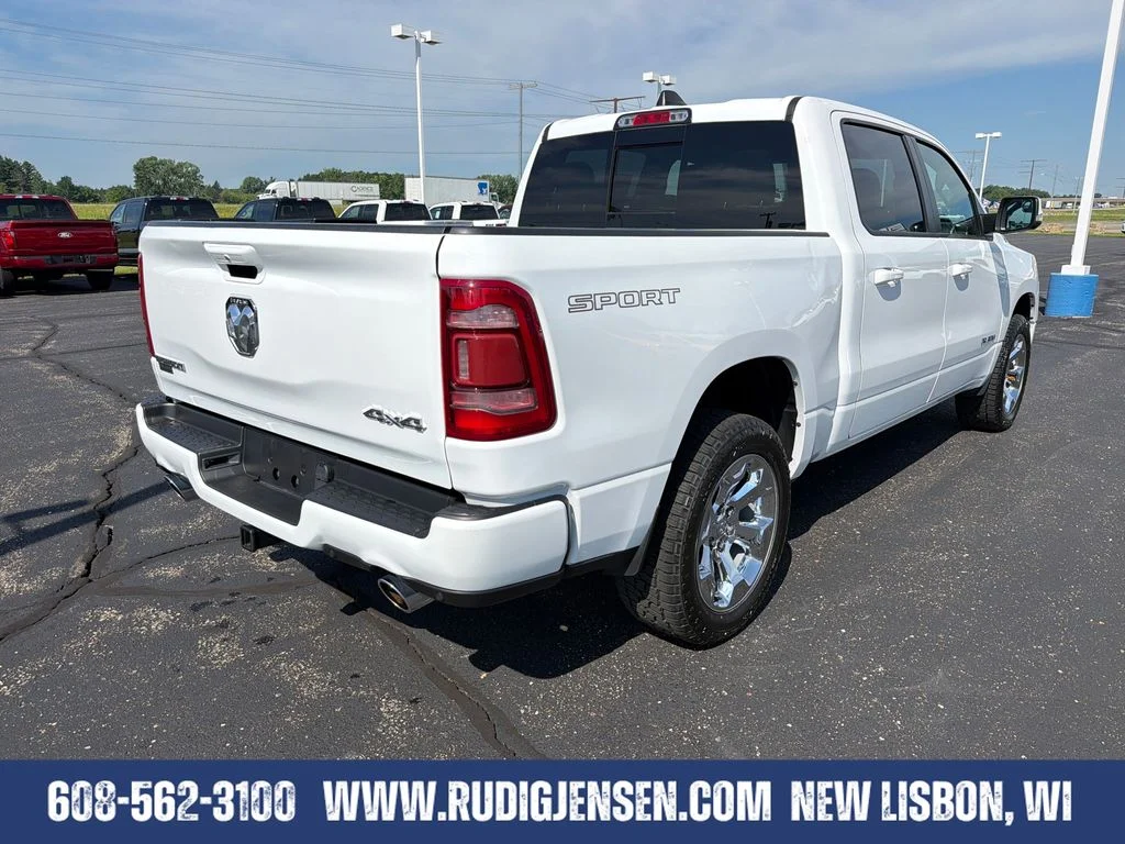 Used 2022 White Ram Big Horn/Lone Star image 5