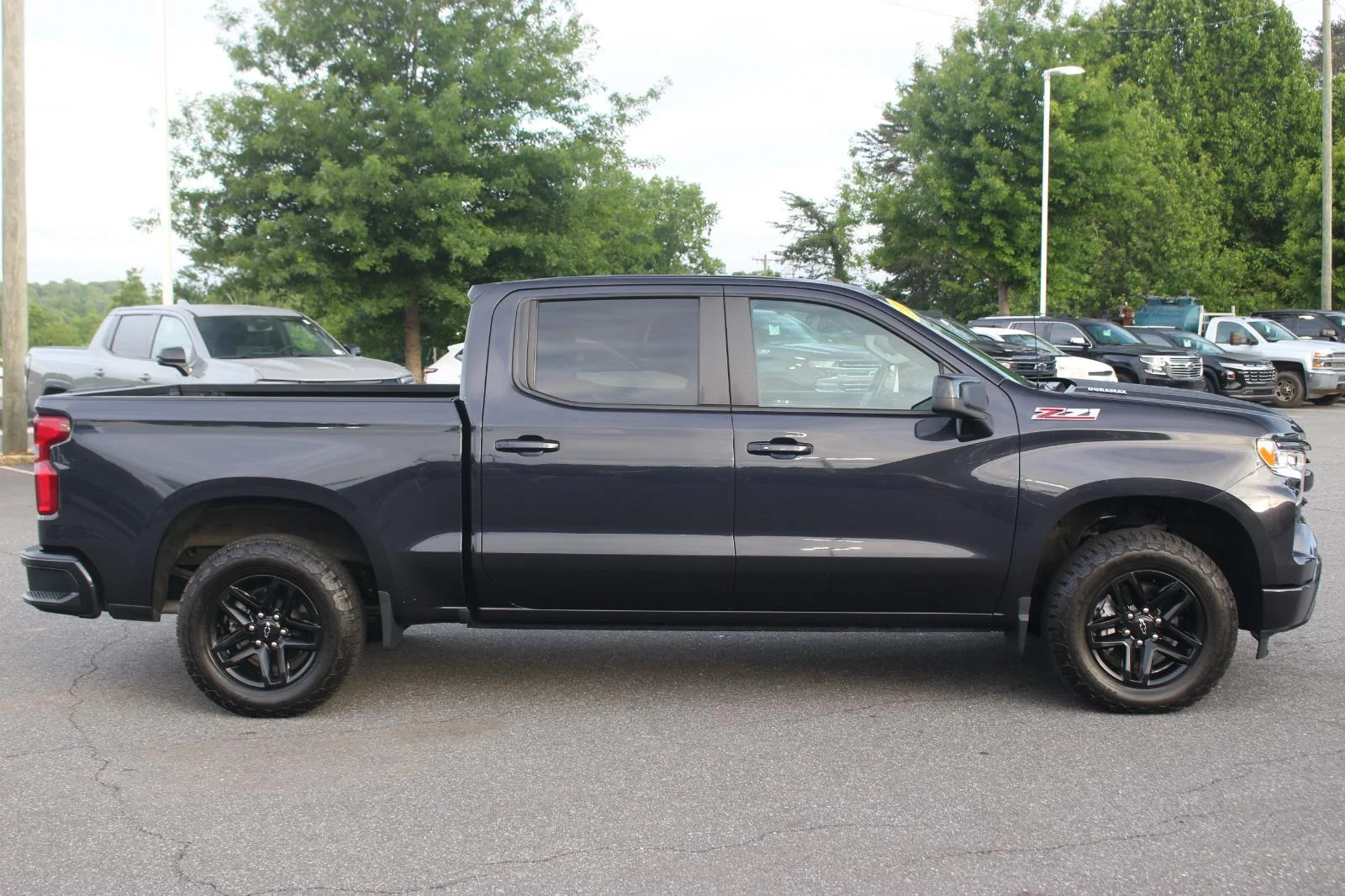 Used 2022 Dark Ash Metallic Chevrolet RST image 8