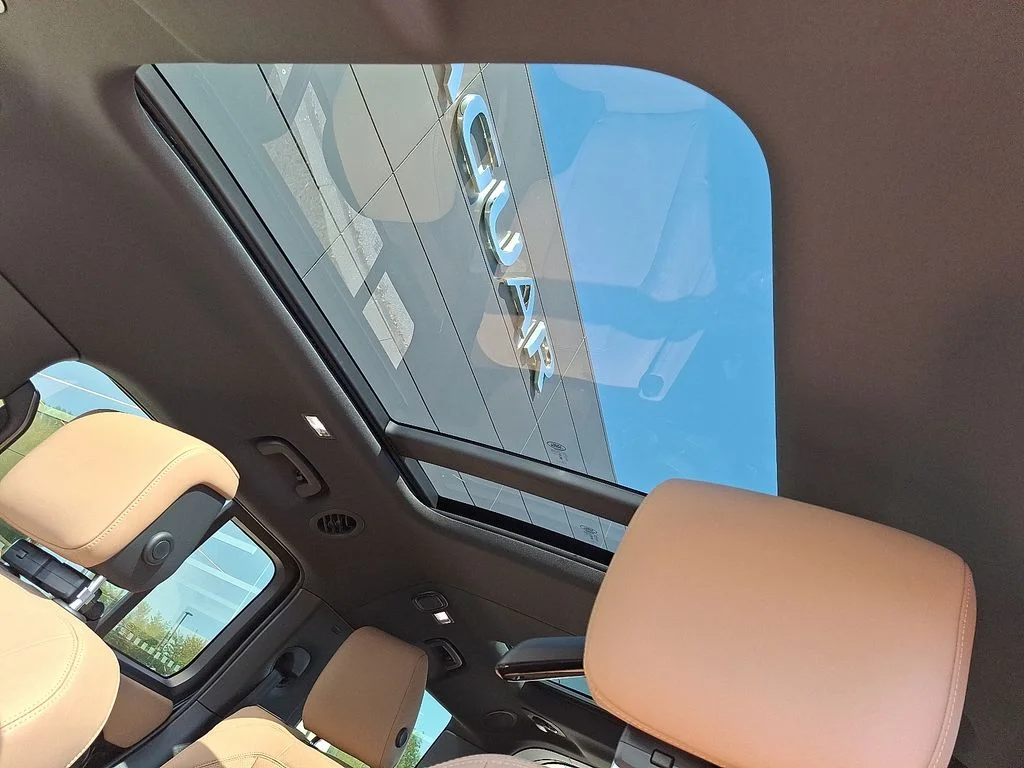 New 2026  Land Rover X-Dynamic SE image 10